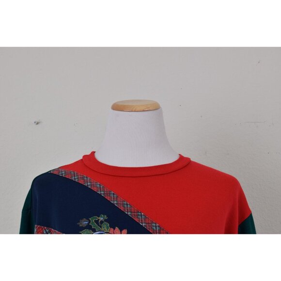 Vintage 80s Red and Green Christmas Sweatshirt - Picture 10 of 10